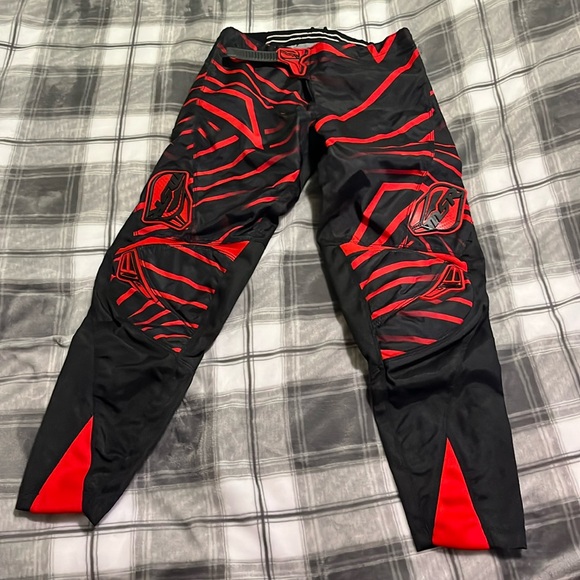 Youth Axis riding pants size 28 - Picture 1 of 4
